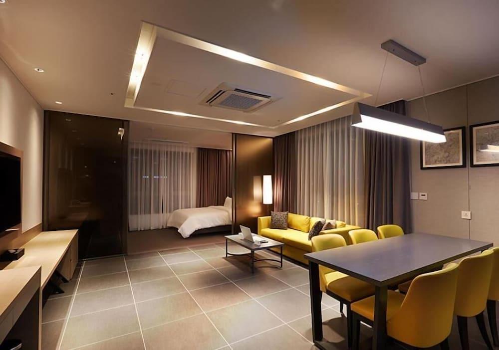 Osong H Hotel Sejong City チョンジュ エクステリア 写真