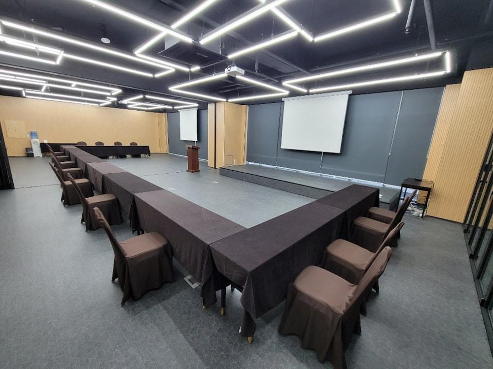Osong H Hotel Sejong City チョンジュ エクステリア 写真